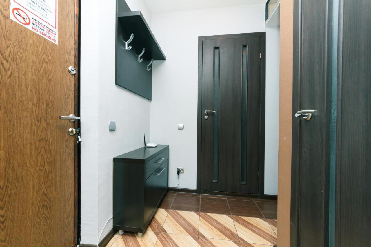 Apartments On Henerala Zhmachenka Киев Екстериор снимка
